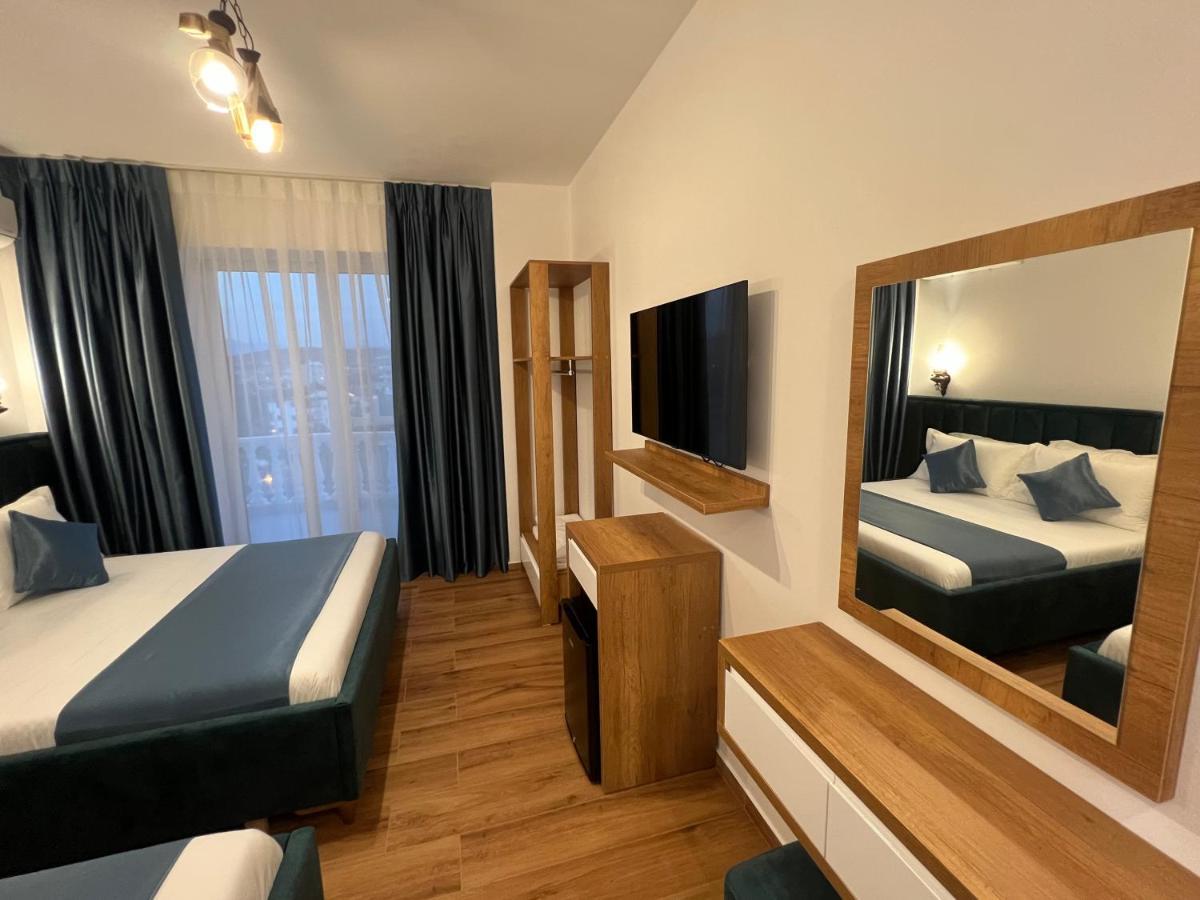 Illyrian Hotel Ксамил Экстерьер фото
