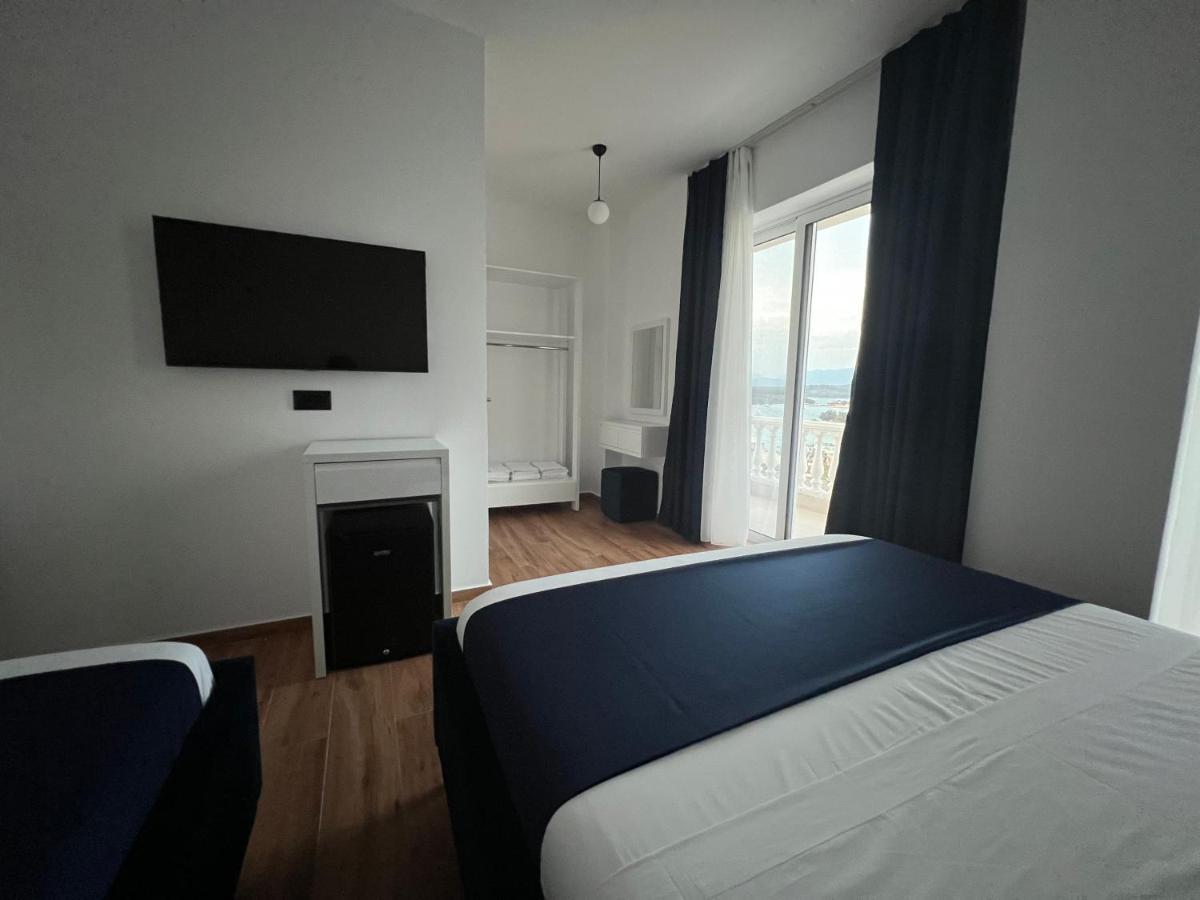Illyrian Hotel Ксамил Экстерьер фото