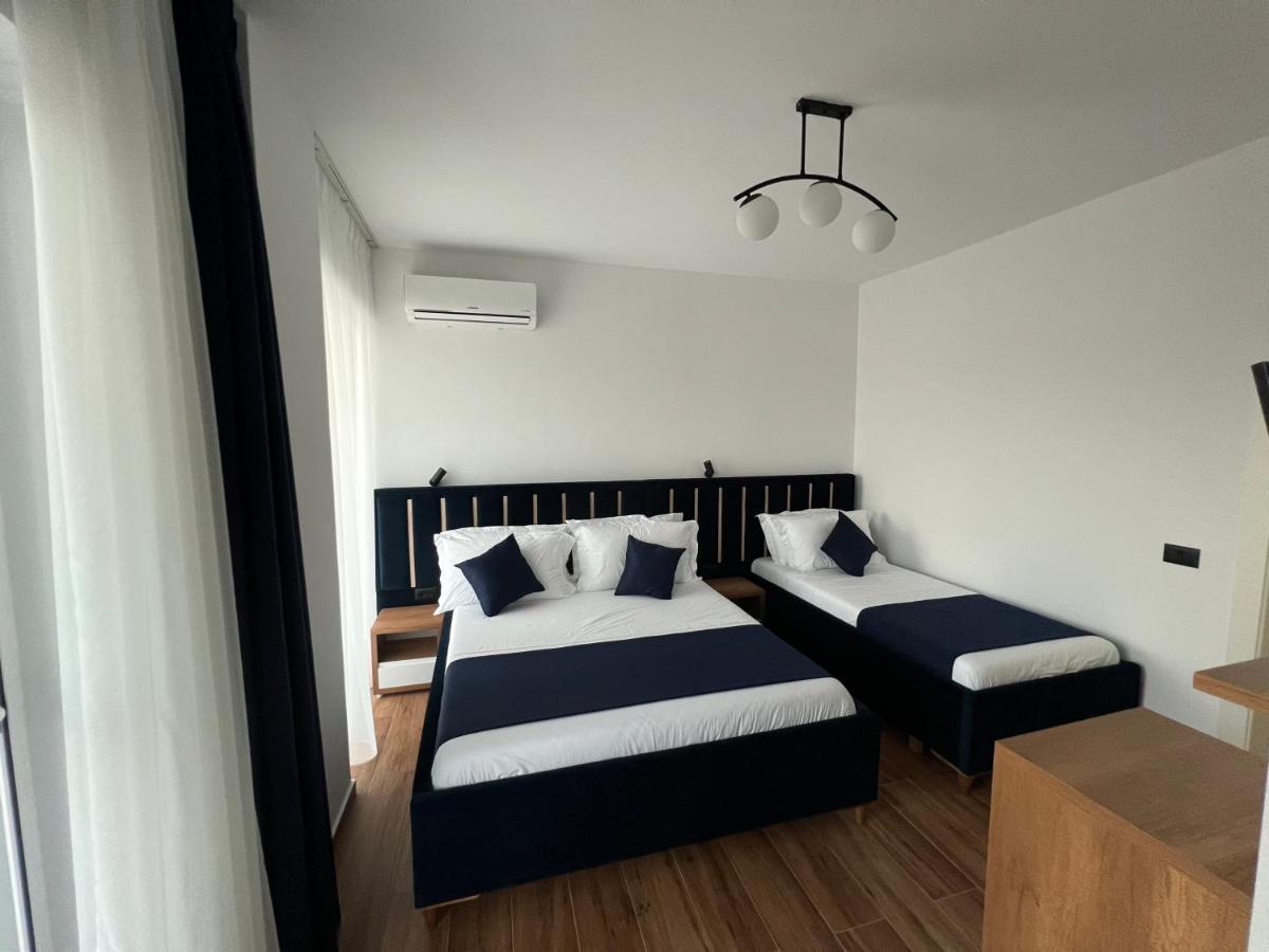 Illyrian Hotel Ксамил Экстерьер фото