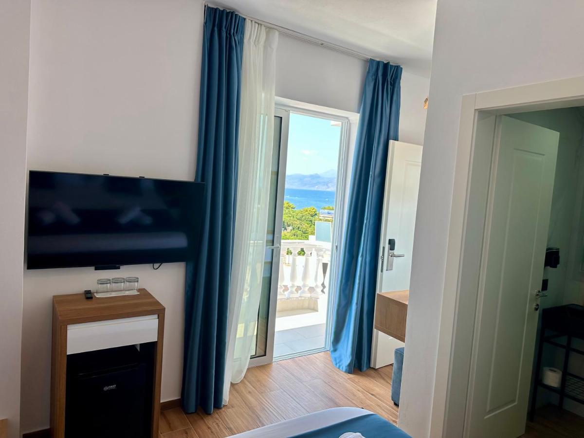 Illyrian Hotel Ксамил Экстерьер фото