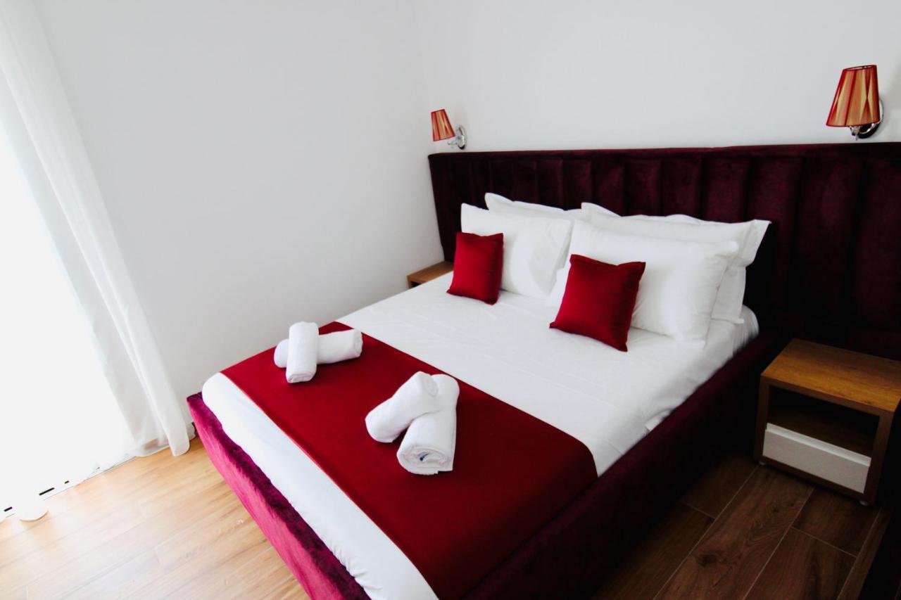 Illyrian Hotel Ксамил Экстерьер фото