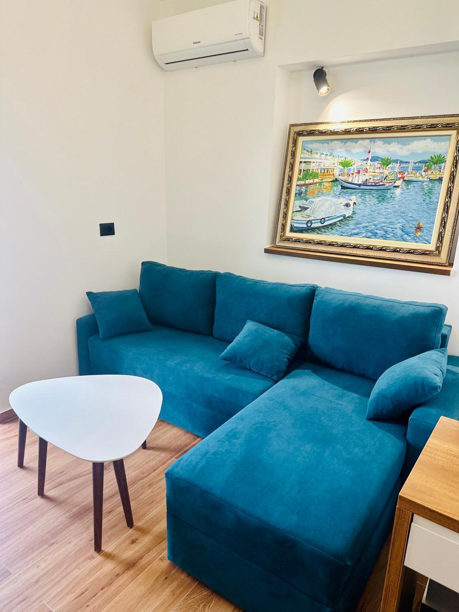 Illyrian Hotel Ксамил Экстерьер фото